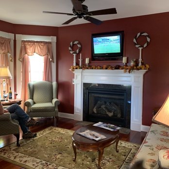 Maple Shade Bed & Breakfast - Bed & Breakfast Near Me - Stillwater, New York