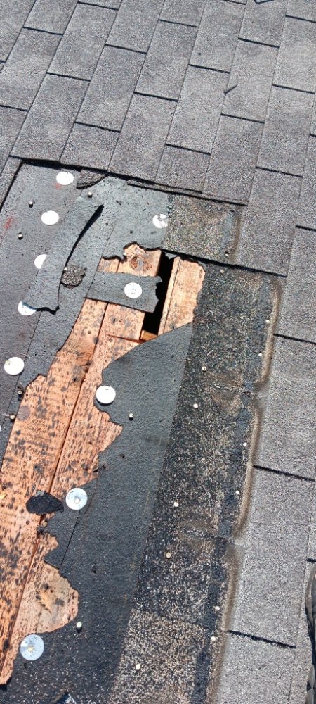 Slide of Deras Roofing & Remodelacio