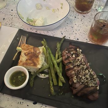 Tryst - Steak plate, no care for presentation - American Near Me - Boca Raton, Florida