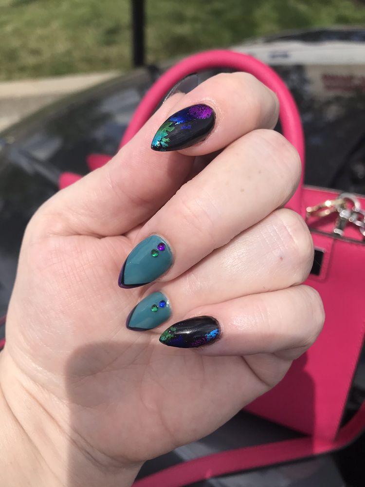 ELANI’S NAILS Updated August 2024 706 Missouri Blvd, Jefferson City