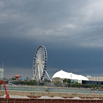 Chicago Lakefront Cruises - Ferris wheel - Tours Near Me - Chicago, Illinois