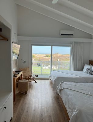 Hero Beach Club by null