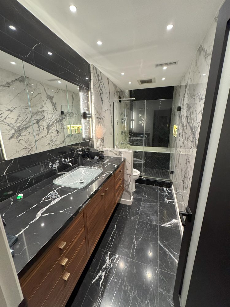 Slide of Aura Renovation