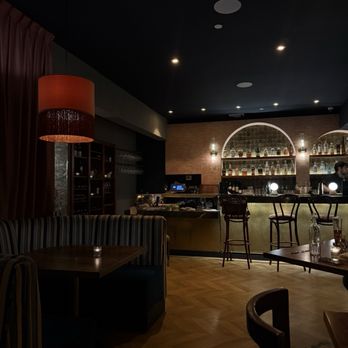 Chelsea - Bar - New American Near Me - Santa Monica, California