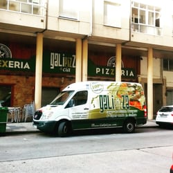 Galipizza - Cartelería nueva con furgo de reparto y abastecimiento en sus puertas...de #Pizzbur a #Galipizza