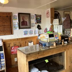 Bodie Mike's Barbeque - Order counter