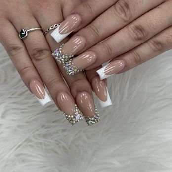 Tiktok Lounge - French Tip Gel Acrylic - Nail Salons Near Me - Milpitas, California Tiktok Lounge - French Tip Gel Acrylic - Nail Salons Near Me - Milpitas, California