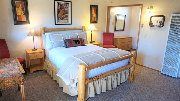 Mother Nature's Inn by null