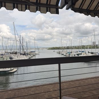 Restaurant 604 - The view - Breakfast & Brunch Near Me - Honolulu, Hawaii
