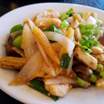 Som-Tum Thai - Chicken Delight - Thai Near Me - Murfreesboro, Tennessee