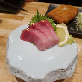 Tom Sushi - chu-toro - Sushi Bars Near Me - Vancouver, British Columbia