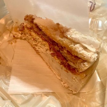 Aladdin's Eatery + Lounge - Baklava cheesecake - Lebanese Near Me - Cincinnati, Ohio
