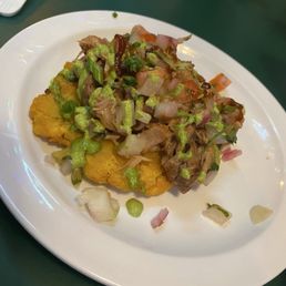 Tostones with brisket