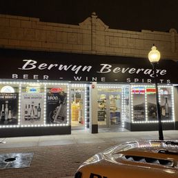 Exterior photo of Berwyn Beverage - Berwyn, Illinois Exterior photo of Berwyn Beverage - Berwyn, Illinois