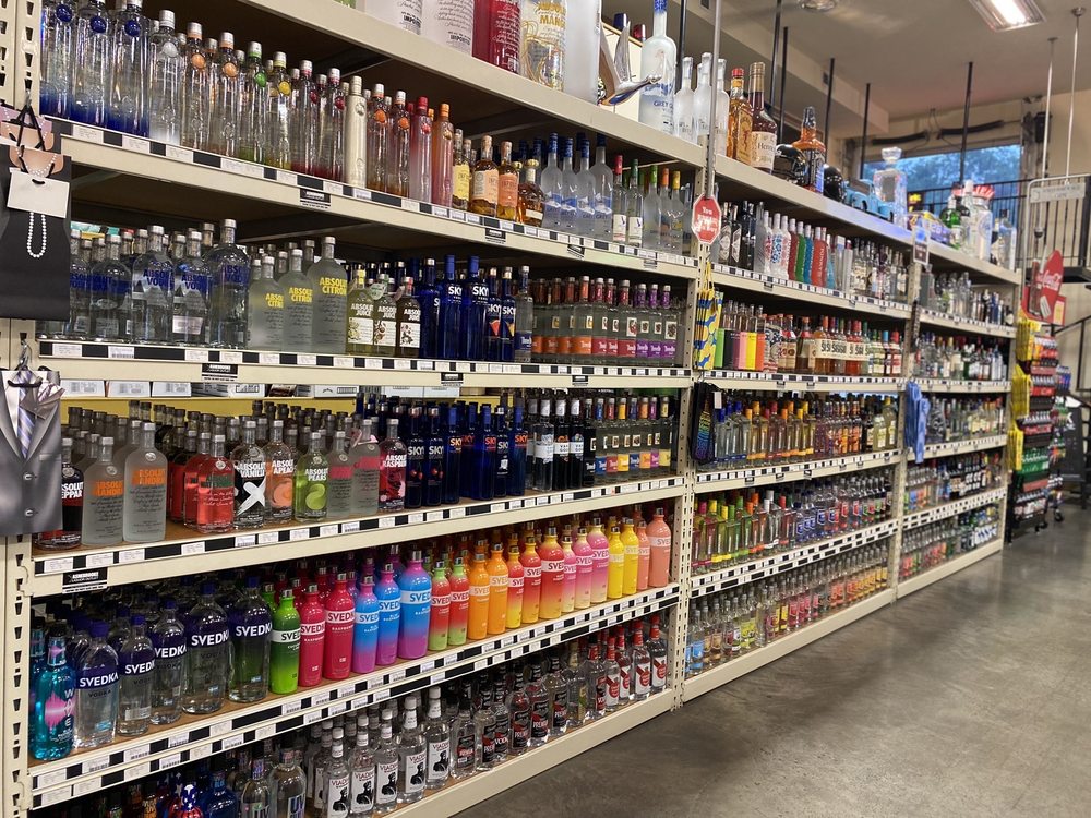 ASHEBROOKE LIQUOR OUTLET Updated September 2024 11 Reviews 300