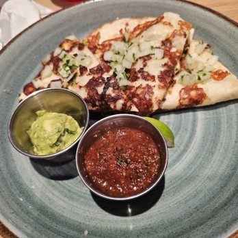 Dave & Buster's Ala Moana - Barbacoa Quesadilla - Arcades Near Me - Honolulu, Hawaii