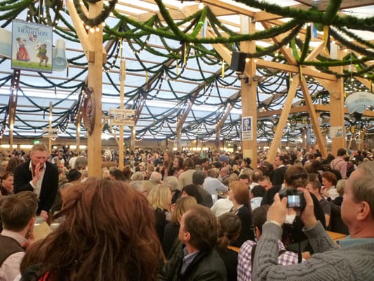 Oide Wiesn by null
