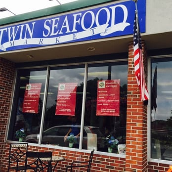 Twin Seafood - Acton - My fav is fried whole clams.  Better than Legal Seafood, unless you want a more upscale local and higher prices. - Seafood Near Me - Acton, Massachusetts
