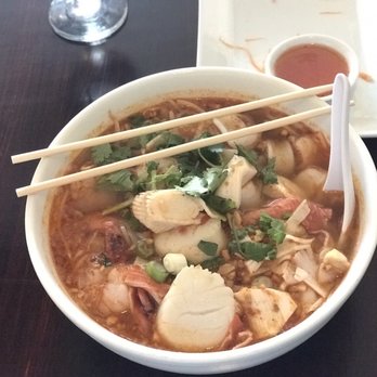 Thai House Restaurant - Thai Near Me - Hampton, New Hampshire