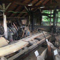 Erlebnismuseum des Holzhandwerks Hiddenhausen - Milling lumber from logs