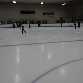 Wilson Park - Open skate - Skating Rinks Near Me - Milwaukee, Wisconsin Wilson Park - Open skate - Skating Rinks Near Me - Milwaukee, Wisconsin