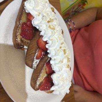 Eggs 'n Things - French toast - Breakfast & Brunch Near Me - Honolulu, Hawaii Eggs 'n Things - French toast - Breakfast & Brunch Near Me - Honolulu, Hawaii