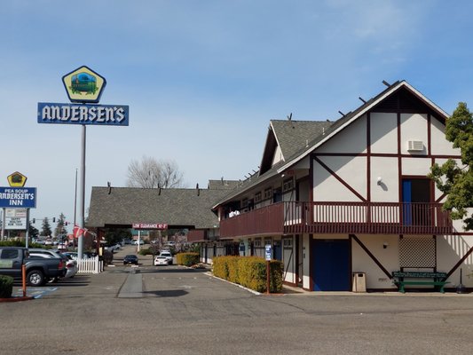 Pea Soup Andersen's Inn by null