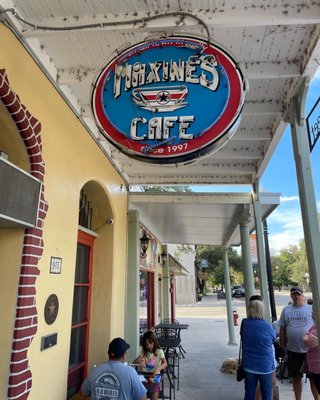 Maxine's Cafe & Bakery by null
