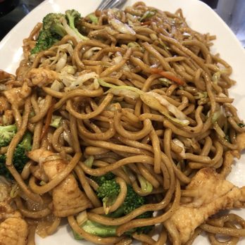 New Mandarin Garden - Chicken Chao Mein - Chinese Near Me - San Clemente, California New Mandarin Garden - Chicken Chao Mein - Chinese Near Me - San Clemente, California