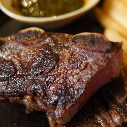 Bacan - Costillitas
Short Ribs with yuca fries and chimichurri