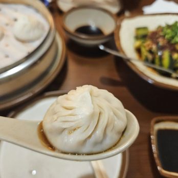 Dumpling U - Spicy pork Soup dumplings my favorite! - Chinese Near Me - Fresno, California Dumpling U - Spicy pork Soup dumplings my favorite! - Chinese Near Me - Fresno, California