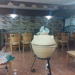 Badalona Grill - Comedor acogedor.