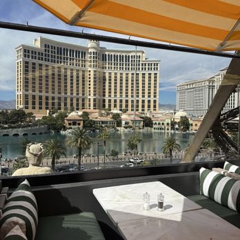 Chéri Rooftop - Lounges Near Me - Las Vegas, Nevada