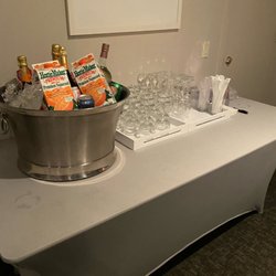 Oasis Day Spa - Mimosas and Moscato