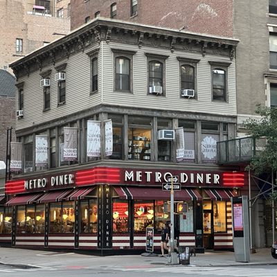Metro Diner by null