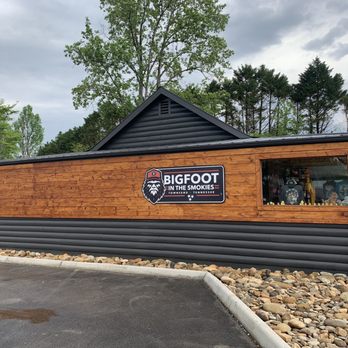 Bigfoot In The Smokies - Side view of this incredible new store! - Souvenir Shops Near Me - Townsend, Tennessee