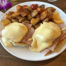 Eggs Benedict Eggs Benedict