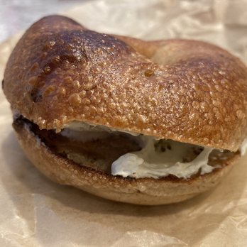 Noah's NY Bagels - Cinnamon raisin bagel with plain shmear - Bagels Near Me - Milpitas, California Noah's NY Bagels - Cinnamon raisin bagel with plain shmear - Bagels Near Me - Milpitas, California
