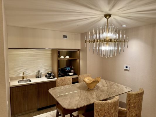 Crockfords Las Vegas, LXR Hotels & Resorts by null