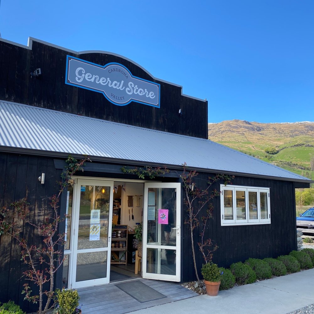 Cardrona Valley General Store - Grocery Near Me - Cardrona, OTA