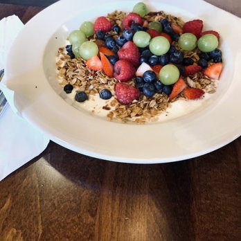 Pearl Moon - Mix: (Plain Greek Yogurt) - Pancakes Near Me - Woodstock, New York