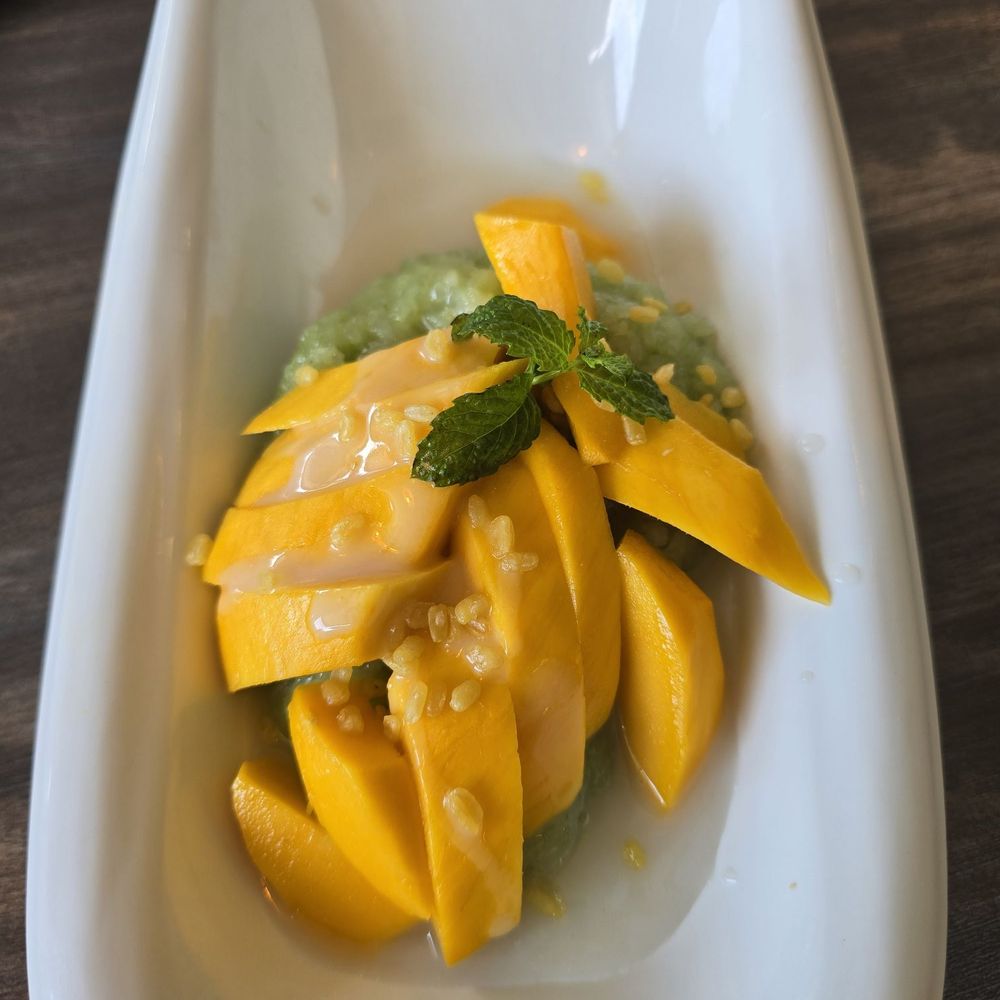 Esan Zap - Mango over Sweet Sticky Rice - Thai Near Me - Lacey, Washington Esan Zap - Mango over Sweet Sticky Rice - Thai Near Me - Lacey, Washington