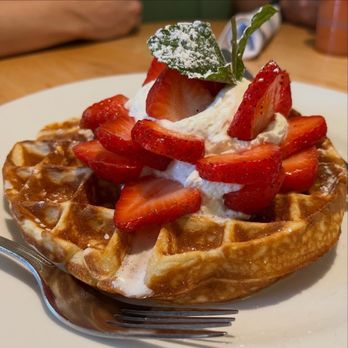 Denica's Real Food Kitchen - Bella's Strawberry Waffle - Breakfast & Brunch Near Me - Castro Valley, California