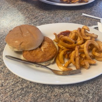 Fat Hat's Grill - I got the Chicken sandwich. - Burgers Near Me - Sweetwater, Tennessee Fat Hat's Grill - I got the Chicken sandwich. - Burgers Near Me - Sweetwater, Tennessee