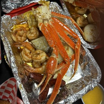 Sam’s Southern Eatery - Cajun crab legs - Salad Near Me - Salina, Kansas Sam’s Southern Eatery - Cajun crab legs - Salad Near Me - Salina, Kansas