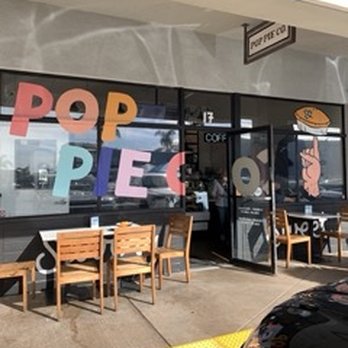 Pop Pie - Outdoor dining area - Bakeries Near Me - Costa Mesa, California