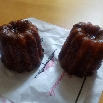 Le Moulin à Pains - Canelés - Bakeries Near Me - Paris, 75