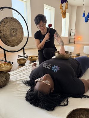 Massage, Facials, Somatic & Energy Healing - Come in with the knot you’ve been carrying since last Tuesday and leave feeling like you slept twelve hours. Our massage therapists go deep where you need it and gentle where you don’t. When your body is craving stillness more than pressure, Reiki, sound healing and craniosacral sessions quiet a busy mind and let your whole system exhale. Somatic healing goes further, working with what your nervous system has been holding onto, sometimes for years, so it can finally let go. Want to glow on the way out? Book an organic facial, or add microdermabrasion for skin that looks like you just got back from vacation. Several insurance plans cover massage too. Massage, Facials, Somatic & Energy Healing - Come in with the knot you’ve been carrying since last Tuesday and leave feeling like you slept twelve hours. Our massage therapists go deep where you need it and gentle where you don’t. When your body is craving stillness more than pressure, Reiki, sound healing and craniosacral sessions quiet a busy mind and let your whole system exhale. Somatic healing goes further, working with what your nervous system has been holding onto, sometimes for years, so it can finally let go. Want to glow on the way out? Book an organic facial, or add microdermabrasion for skin that looks like you just got back from vacation. Several insurance plans cover massage too.