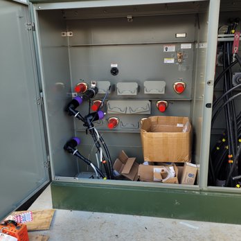 Bluff City Electrical Contractors - Electricians Near Me - Memphis, Tennessee