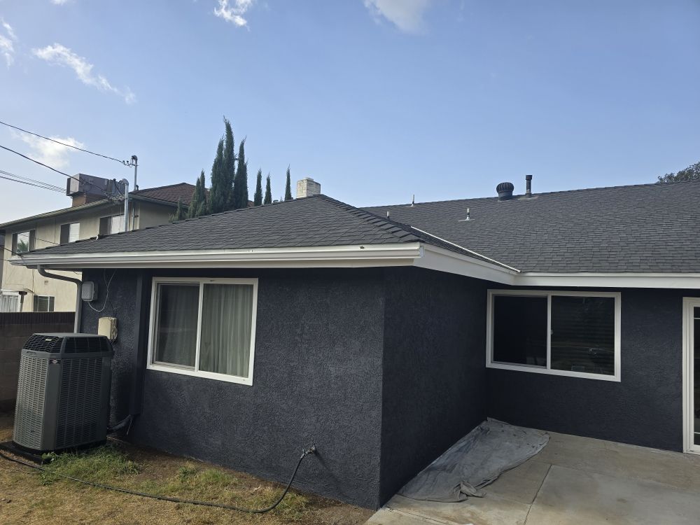 Slide of Montano Construction